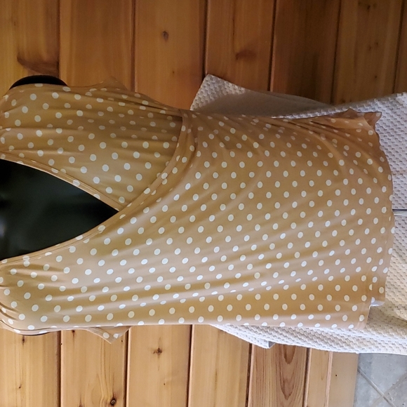 Tops - Sleeveless tank top. TAN with white polka dot.